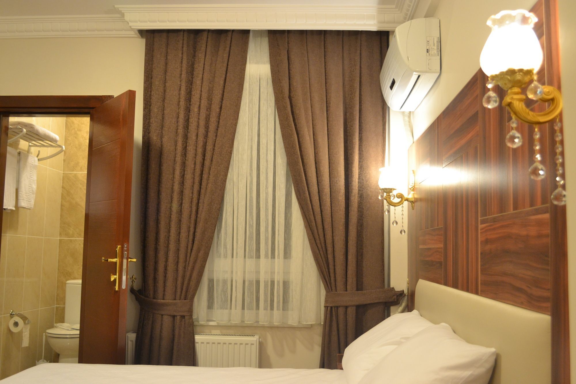 Hotel Fatih איסטמבול מראה חיצוני תמונה